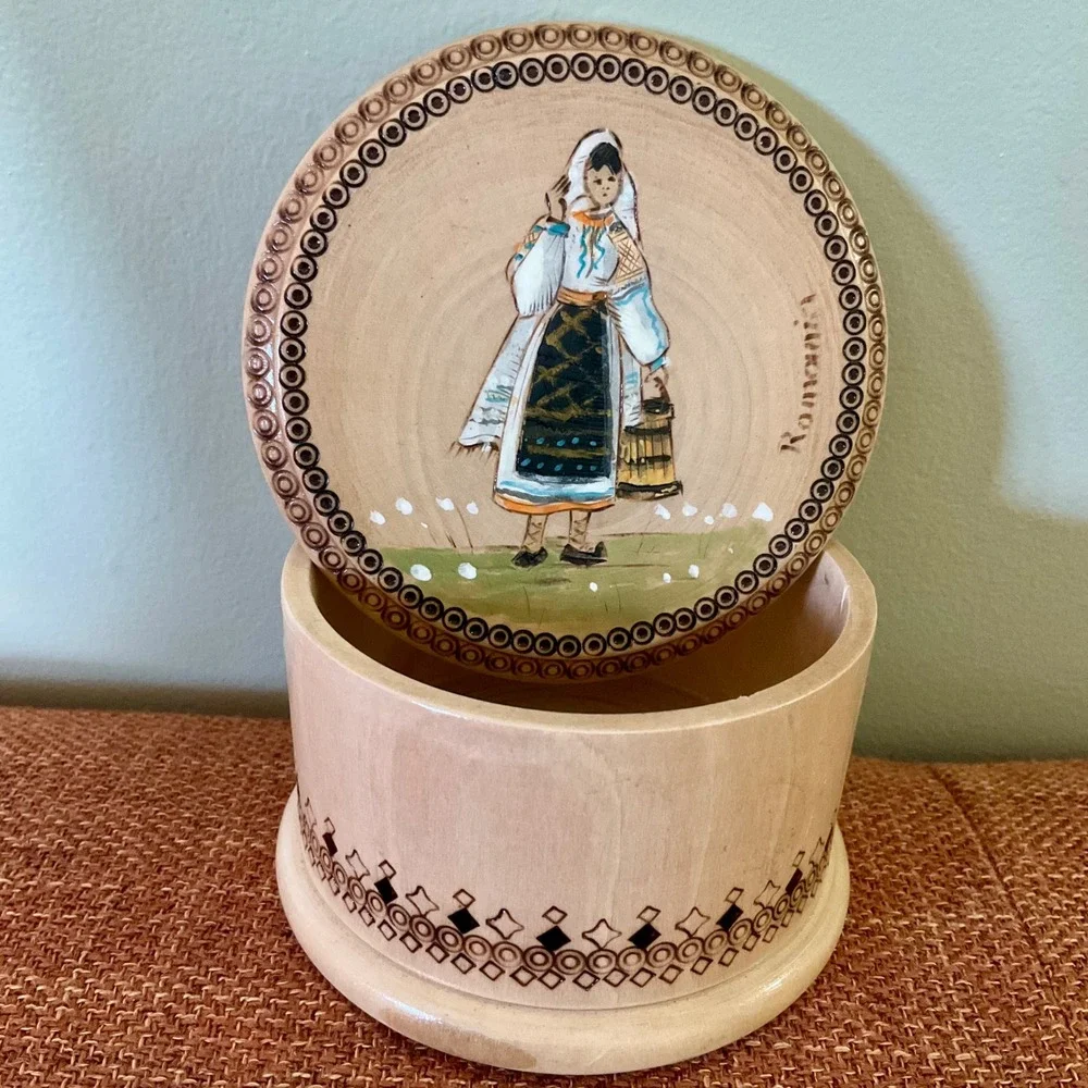 VTG Romania Hand Painted Carved Wooden Trinket Box Folk Art Lacquered Pyrography